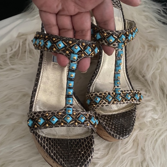 Prada heels - Picture 2 of 9